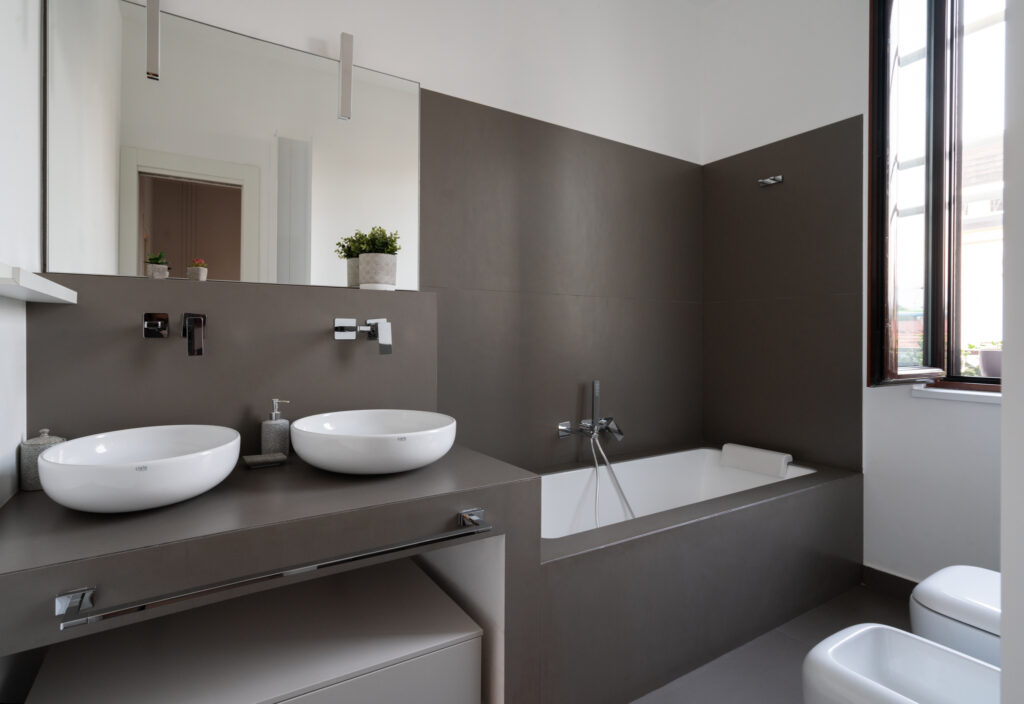 bagno doppio lavabo design contemporaneo Crucitti Architetti