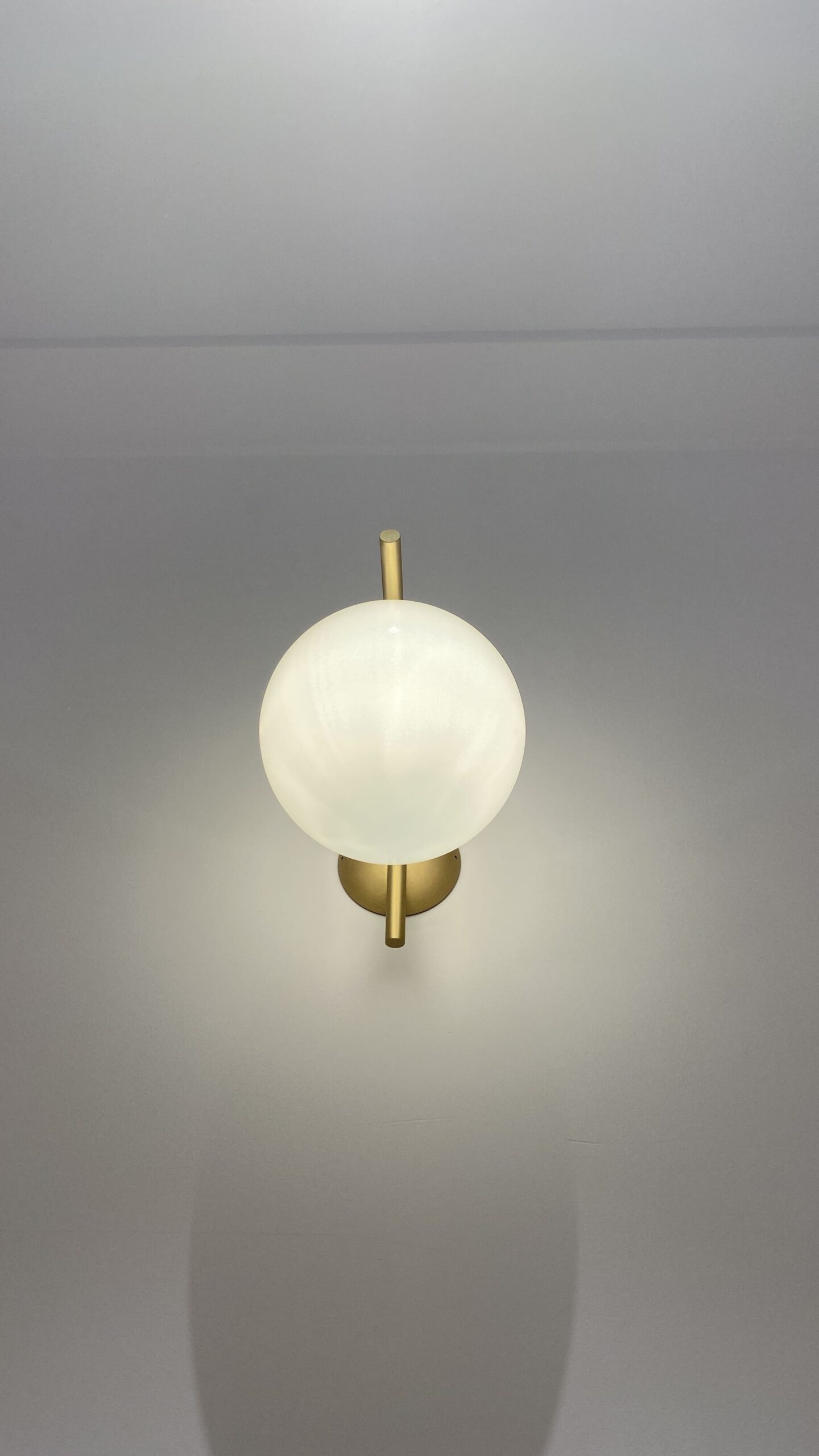 illuminazione design boutique Atelier Emé Reggio Calabria Crucitti Architetti lampada