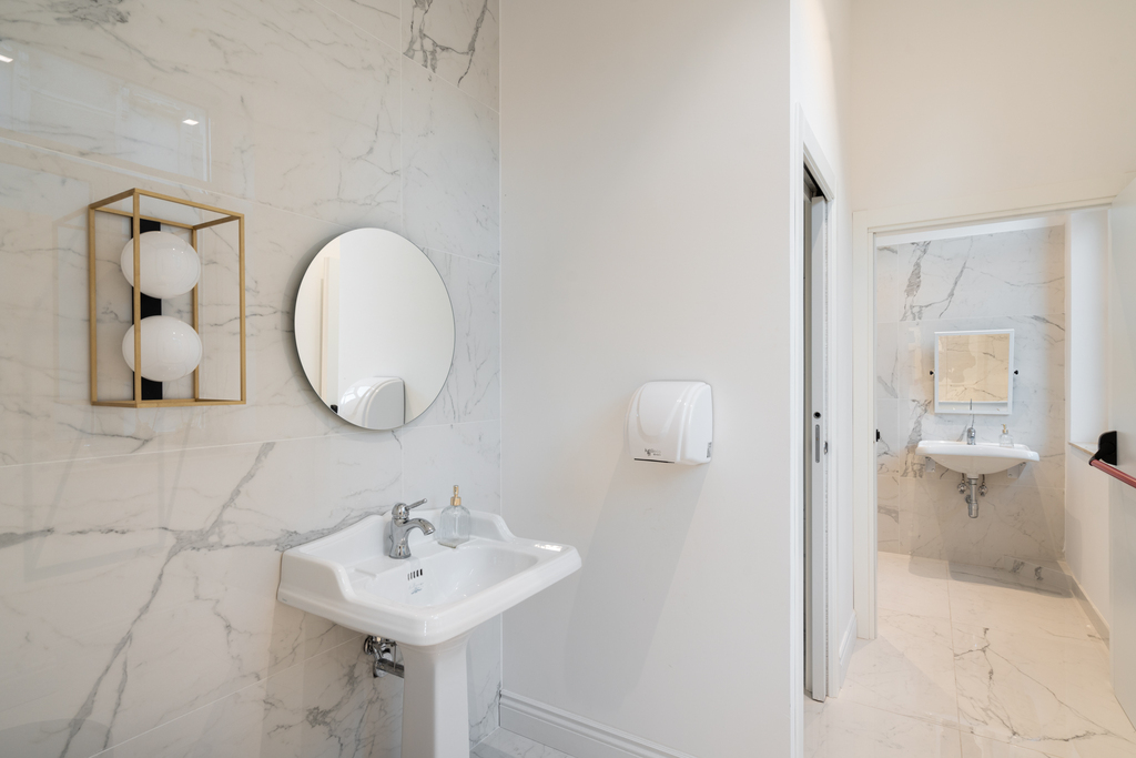 lavabo classico spa NAIMA design elegante bagno centro benessere Crucitti Architetti